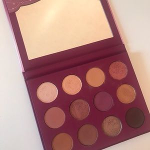 Colourpop “You Had Me At Hello” Eyeshadow Palette